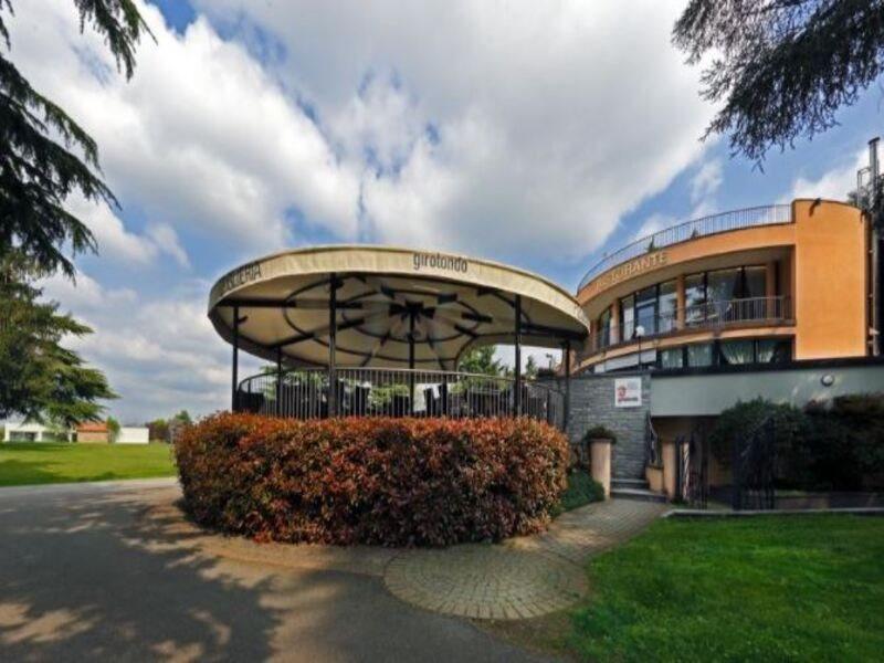 Hotel Pineta Busto Arsizio Εξωτερικό φωτογραφία