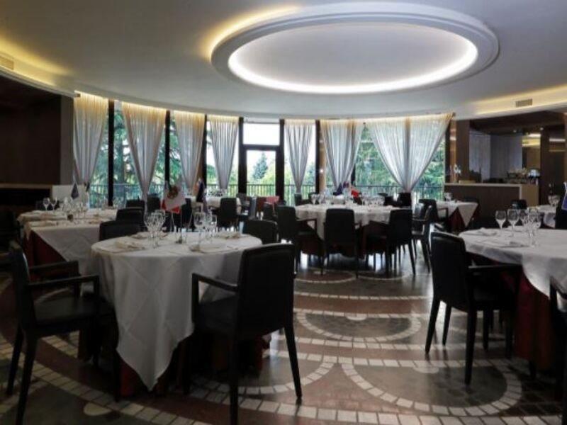 Hotel Pineta Busto Arsizio Εξωτερικό φωτογραφία