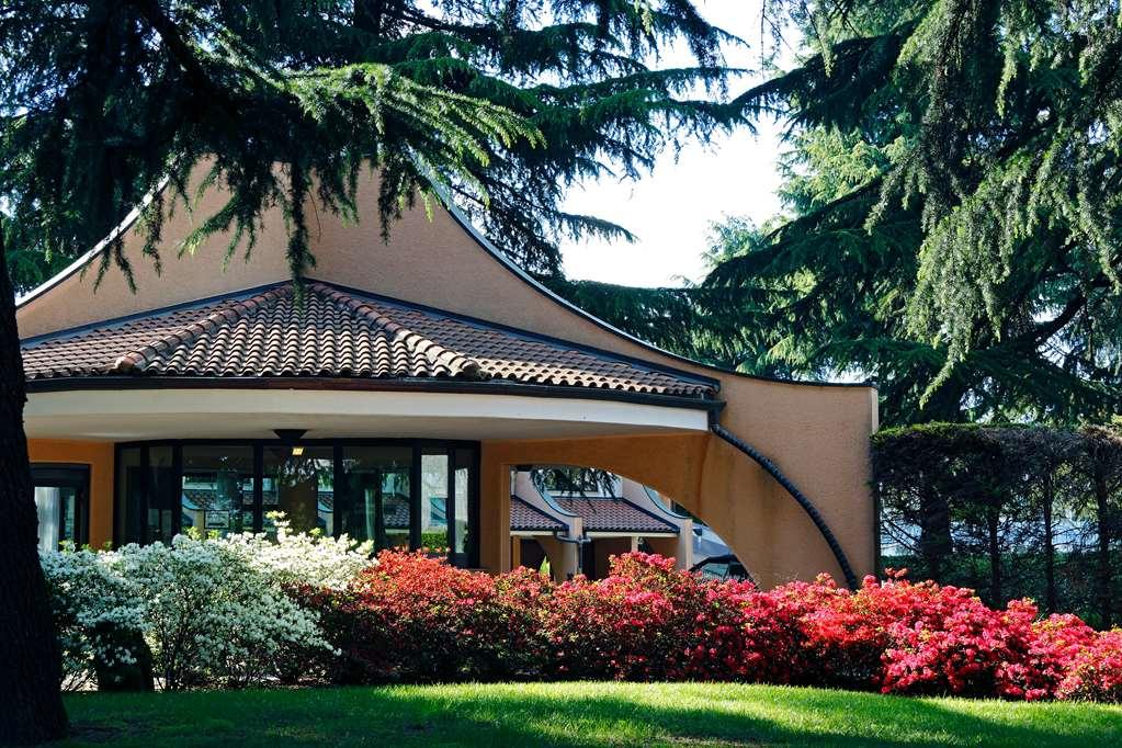 Hotel Pineta Busto Arsizio Εξωτερικό φωτογραφία