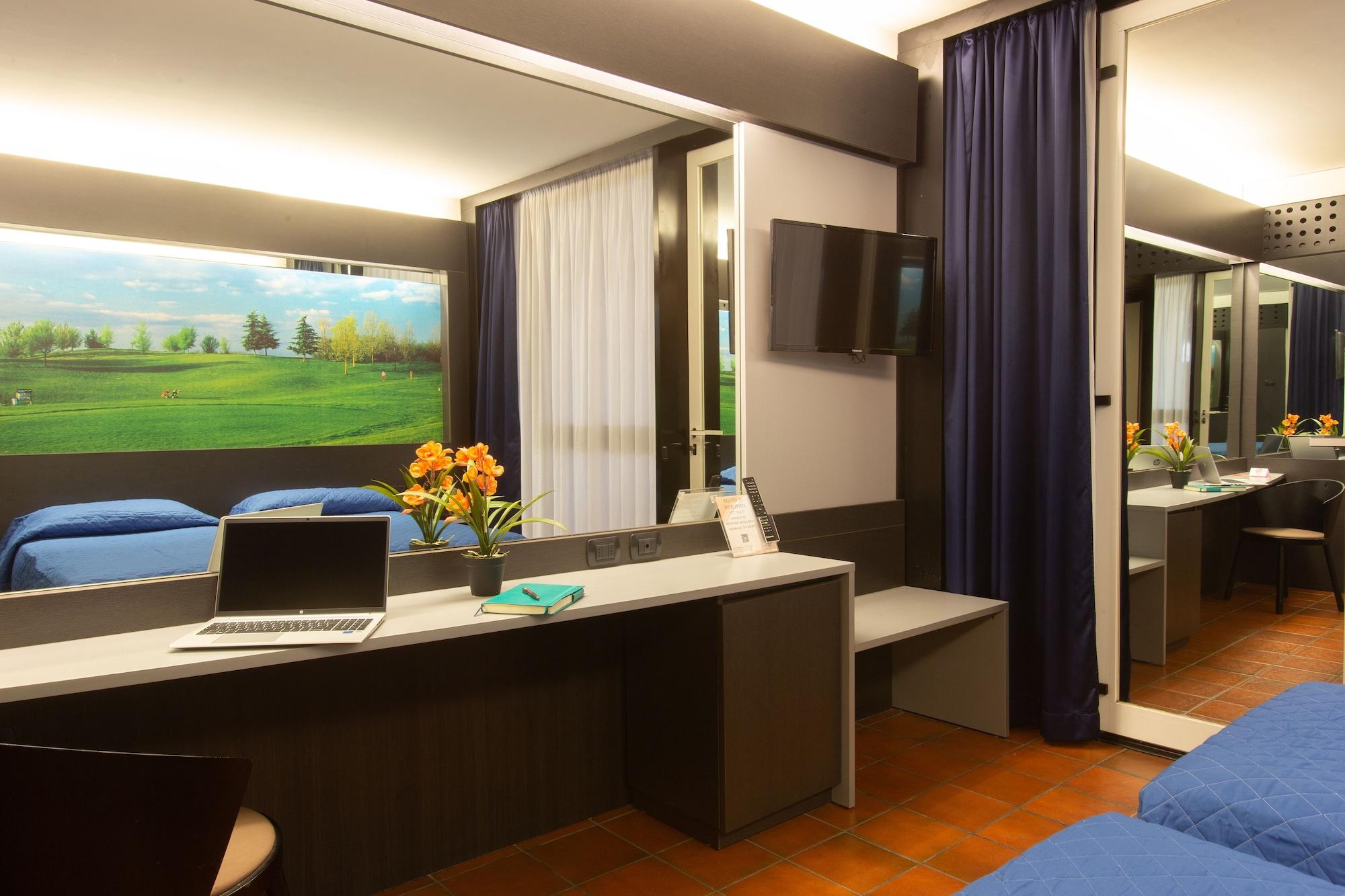 Hotel Pineta Busto Arsizio Εξωτερικό φωτογραφία