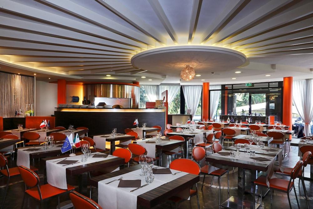 Hotel Pineta Busto Arsizio Εξωτερικό φωτογραφία
