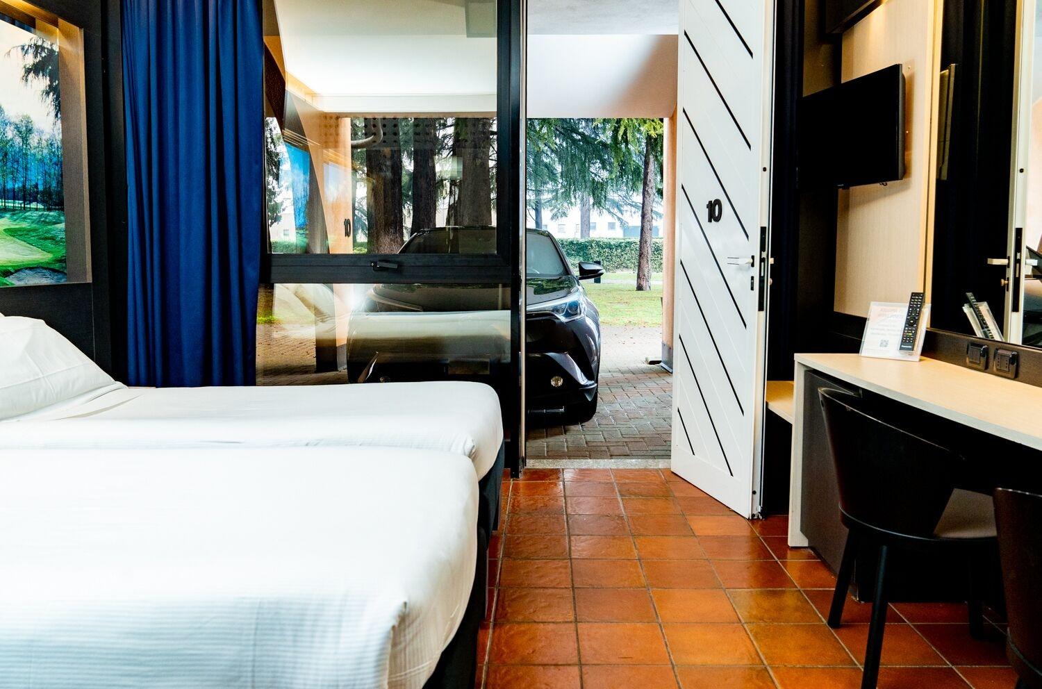 Hotel Pineta Busto Arsizio Εξωτερικό φωτογραφία
