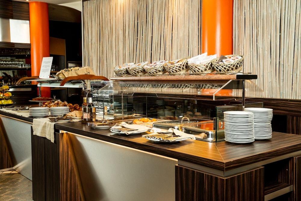 Hotel Pineta Busto Arsizio Εξωτερικό φωτογραφία